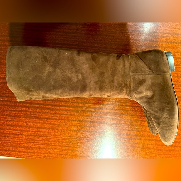 Ralph Lauren Suede Knee - High Flat Boot - Picture 10 of 11